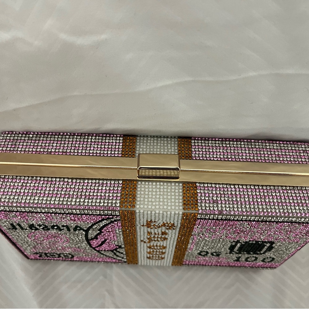 Beautiful pink hand bag brand new